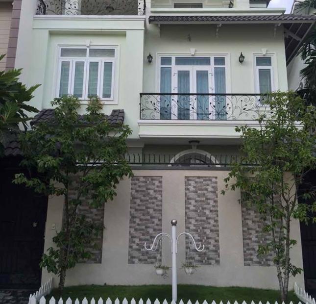 Cho thuê villa Nguyễn Văn Hưởng. 600m2, giá 101.95 triệu/th