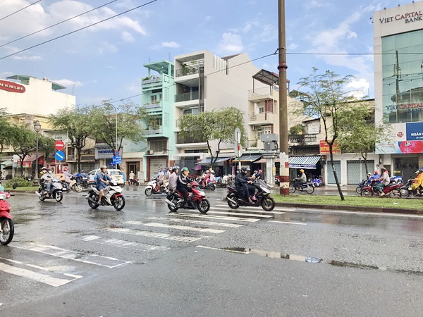 Bán gấp nhà mặt tiền đường Huỳnh Tấn Phát, P Tân Phú, Quận 7