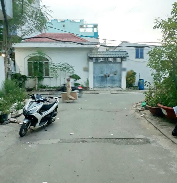 Bán gấp nhà hẻm 502 Huỳnh Tấn Phát, phường Bình Thuận, Quận 7