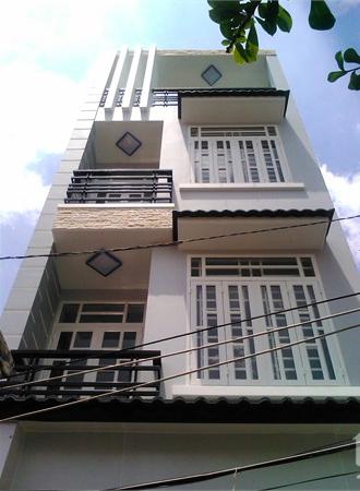 Cần bán nhà phố mặt tiền khu C4 Phạm Hùng, Q8, DT 90m2, giá 35.6 triệu/m2