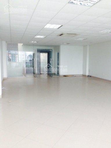 Cho thuê văn phòng 50m2 giá rẻ, thoáng, view đẹp, vị trí trung tâm phố Bà Triệu, quận Hai Bà Trưng