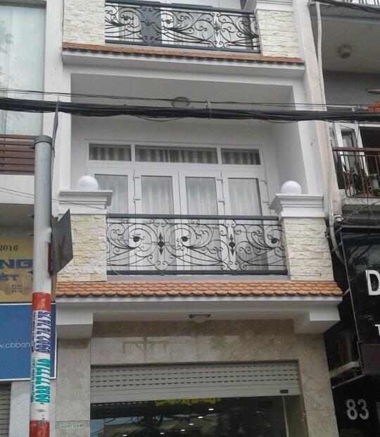 Cho thuê nhà MT Nguyễn Thiện Thuật gần Nguyễn Đình Chiểu 4m x 18m, trệt, 2 lầu, sân thượng