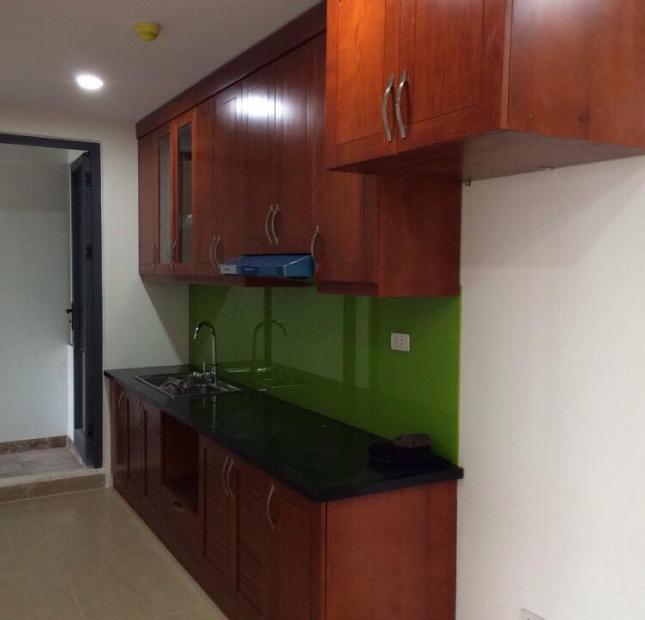 Cho thuê căn hộ chung cư Hà Nội Center Point, 102m2, 3PN đồ cơ bản, 12 triệu/tháng: 01643801360