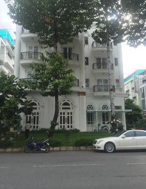 Biệt thự Phú Mỹ Hưng, 4 tầng sổ hồng, Q7