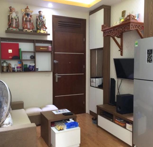 Bán căn hộ chung cư mini mặt phố Khương Đình, giá 790tr, 45m2
