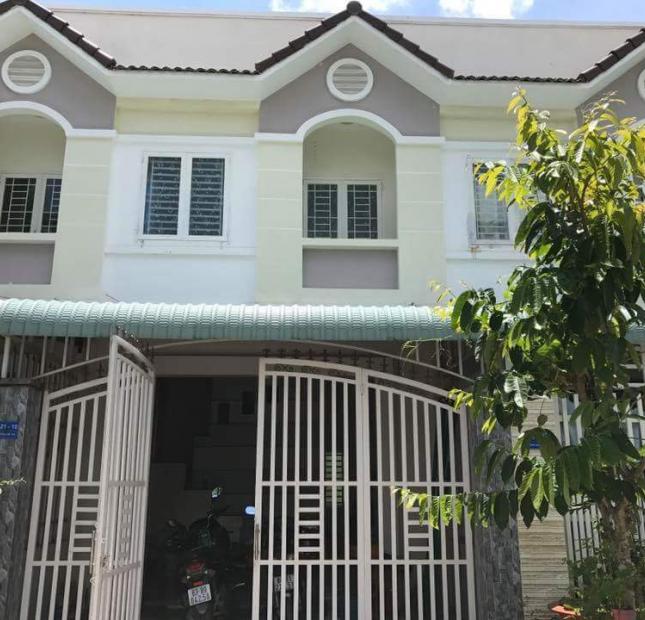 Bán nhà phố trả góp giá rẻ 1 trệt 1 lầu tại Cần Thơ, giá 790 triệu