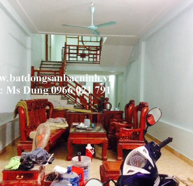 Cho thuê nhà 3 tầng gần khu chợ mới tại Bồ Sơn, TP. Bắc Ninh