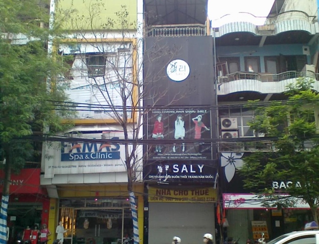 Bán nhà 176 Lý Tự Trọng, P. Bến Thành, Q. 1