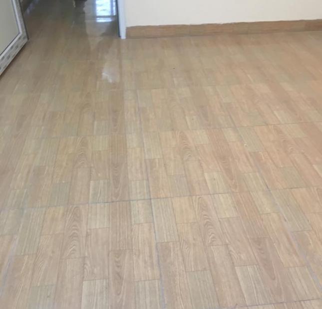 Bán nhà Cầu Bươu, nhà mới xây 5 tầng x 37m2, ô tô cách nhà 20m, SĐCC giá 1,75 tỷ