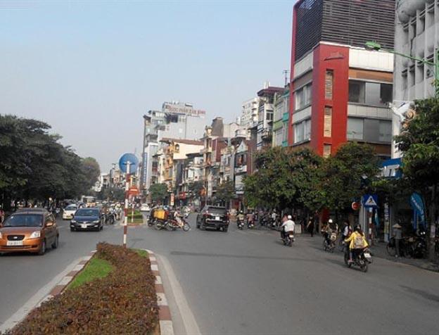 42m2 mặt phố lớn Kim Mã, Ba Đình, hè 3m, kinh doanh sầm uất giá 4 tỷ, LH: 01699947561