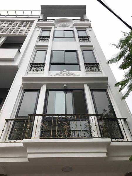 Bán nhà phố Trần Duy Hưng, Cầu Giấy, 80m2, 4t, MT 4m, giá 10.5 tỷ