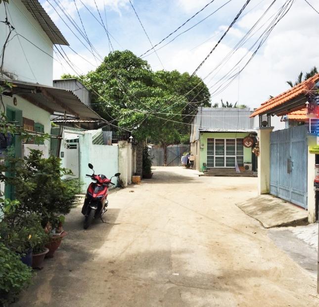 Bán Nhà phố 2 lầu, ST mặt tiền đường số 39, Bình Thuận, Quận 7- 0917.924.134