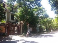 CC cần cho thuê gấp nhà riêng ngõ 381 Nguyễn Khang, giá 10 triệu. LH Kiều Thúy 0949170979