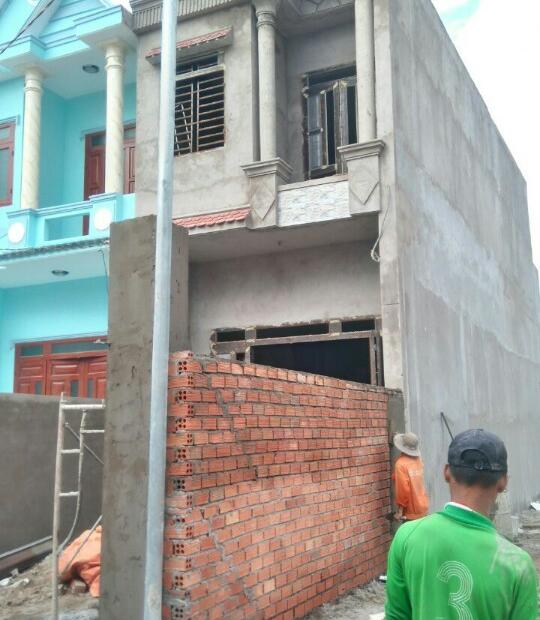 Bán gấp nhà mới xây 1 trệt 1 lầu Ngã Tư Bình Chuẩn Thuận An BD