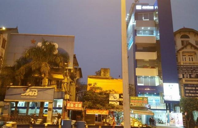 Bán nhà mặt phố Nguyễn Thị Định, DT 60m2, MT 6m, kinh doanh cực đỉnh, giá chỉ 19.6 tỷ