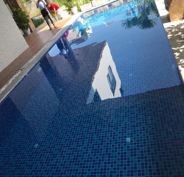 Cho thuê gấp một số căn hộ ven biển Mỹ Khê Đà Nẵng gần Resort Furama mới 100% giá chỉ 11tr3/tháng, đầy đủ nội thất_0935.162.029
