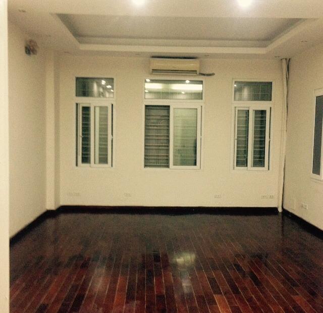 Cho thuê nhà riêng ngõ 190 Nguyễn Trãi, diện tích 54 m2 x 5 tầng, thiết kế mỗi tầng 1 phòng