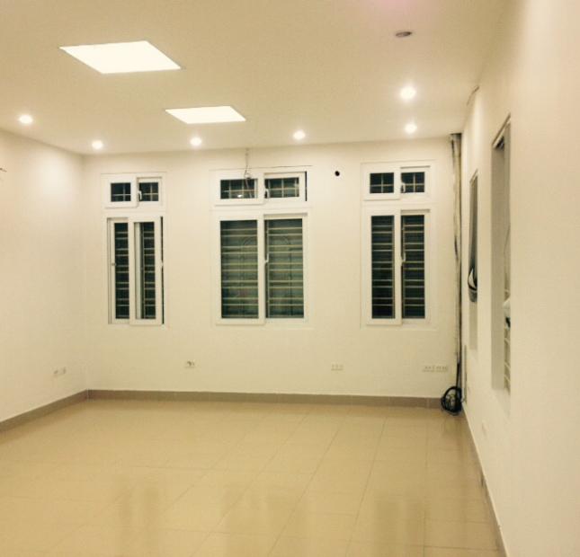 Cho thuê nhà riêng ngõ 190 Nguyễn Trãi, diện tích 54 m2 x 5 tầng, thiết kế mỗi tầng 1 phòng