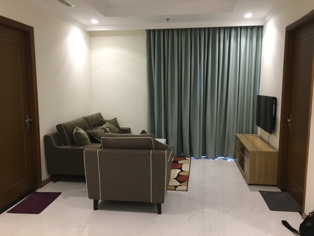 Chủ dễ tính cho thuê căn 3PN tòa L1-Vinhomes Central Park view sông,Full nội thất,bao phí giá 1200$