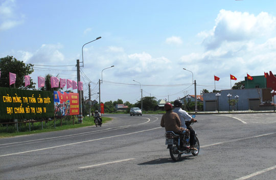Bán đất tại đường Tỉnh lộ 852, Lai Vung, Đồng Tháp, DT 1200m2, giá 8 tr/m2, gọi 0938488783