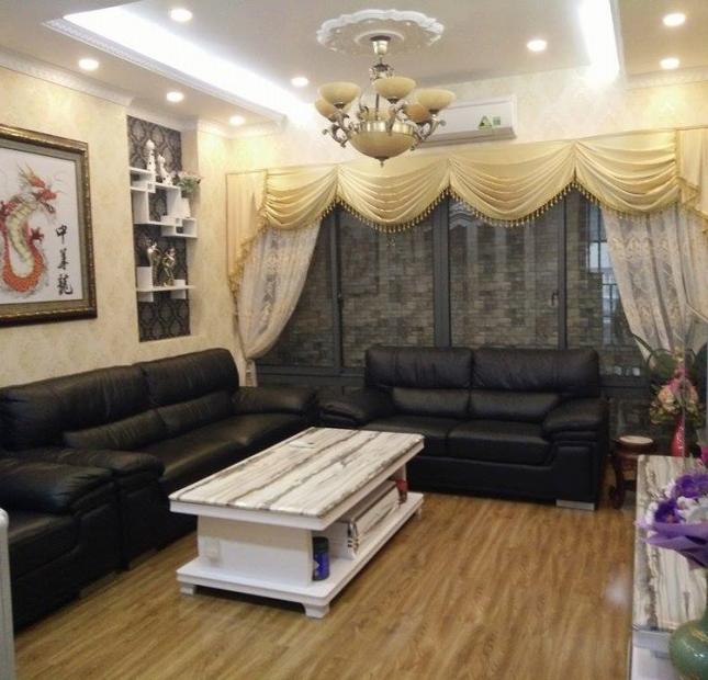 Bán nhà phố Hào Nam, Ô Chợ Dừa, nhà cực đẹp, nở hậu, 54 m2, 4.1 tỷ