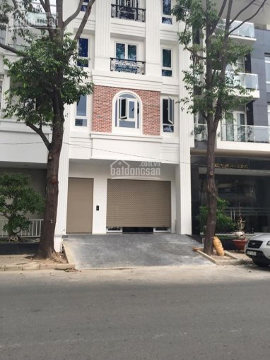 Chuyên cho thuê nhà phố kinh doanh căn hộ dịch vụ. Khu Hưng Gia - Hưng Phước, Phú Mỹ Hưng, Quận 7.