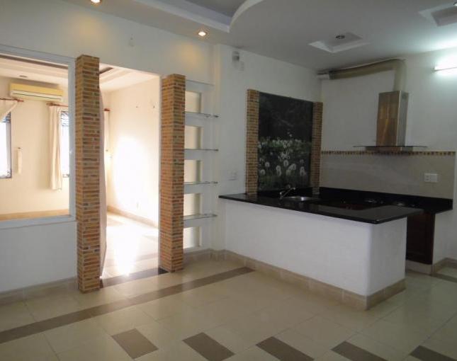 Bán nhà MT đường Trần Quang Khải, Quận 1. DT 171m2, 2 lầu, giá 31.5 tỷ