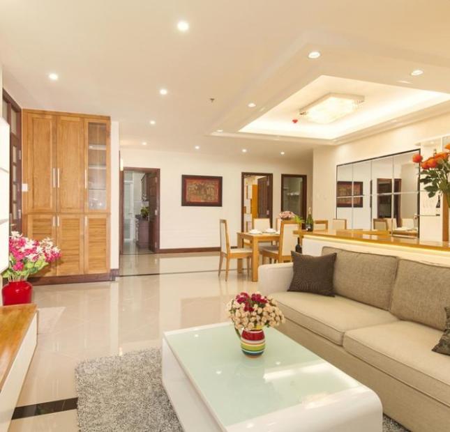 Cho thuê nhà lầu tại hẻm Hoàng Việt, Phường 4, Quận Tân Bình. 107 m2 có 7 phòng rộng 