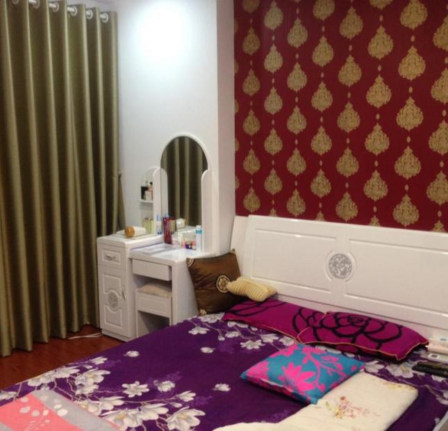Cần cho thuê gấp căn hộ Trung Hòa, tòa 125 Hoàng Ngân, 3 phòng ngủ, đủ nội thất giá rẻ