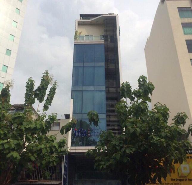 Cho thuê mặt bằng tầng trệt, văn phòng tầng 4-5 làm văn phòng mặt tiền số 4 Nguyễn Thị Minh Khai, Q1.