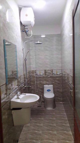 Căn góc kinh doanh đỉnh, 9,6 tỷ, MT Huỳnh Thúc Kháng, 40m2, MT đường 10m, vỉa hè (mô tả thực)