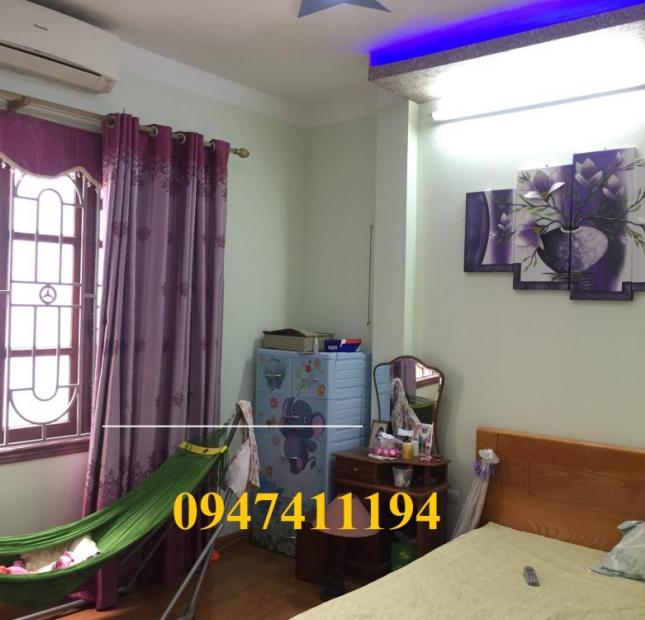  Nhà đẹp, giá đẹp 3 mặt thoáng tại Triều Khúc Thanh Xuân,55m2*4T, 3.05 tỷ,0947411194, để lại nội thất