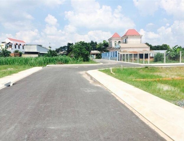Đất bán sổ hồng riêng, 250 triệu xây dựng ngay, đường Nguyễn Hữu Trí. LH. 0916.348.178