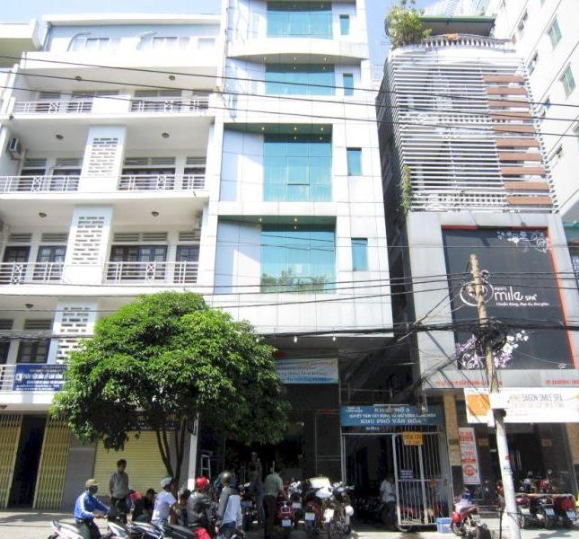Bán khách sạn khu sầm uất thu nhập ổn định tại Dương Bá Trạc, Q8