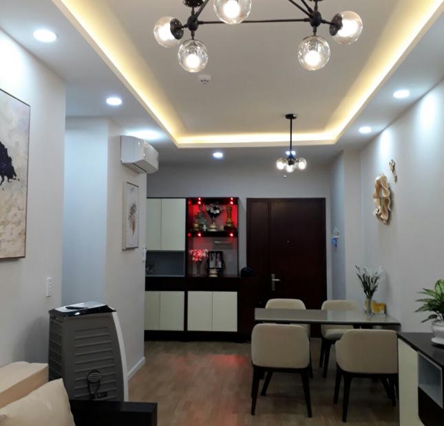 Bán gấp căn hộ Topaz City 74m2, 2PN, đầy đủ nội thất nội thất cực đẹp, vào ở ngay. Giá 2,05 tỷ