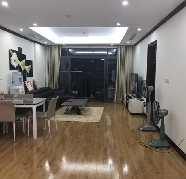 BÁN căn hộ chung cư số 6 Nguyễn Công Hoan, DT: 108m2, giá 5,148 tỷ