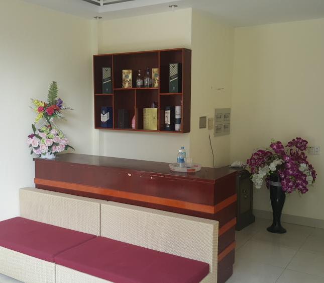 Bán nhà hiện đang làm khách sạn Cột 5-8 mở rộng Núi Hạm, phường Hồng Hà, TP Hạ Long