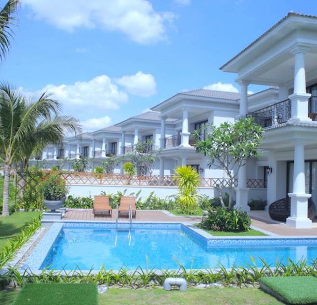 Kẹt tiền bán gấp biệt thự nghỉ dưỡng Phú Quốc, full nội thất, đang cho thuê 300tr/th, 0909763212