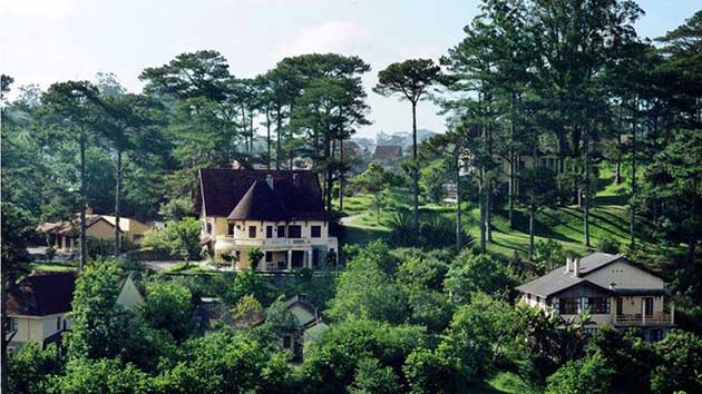 Bán đất biệt thự 2 mặt tiền, view đẹp Trịnh Hoài Đức, P11, Đà Lạt