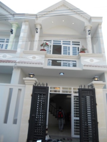 Bán nhà mới xây mặt tiền Yersin, P. Nguyễn Thái Bình, Q1, DT 4,2x22m, giá cạnh tranh