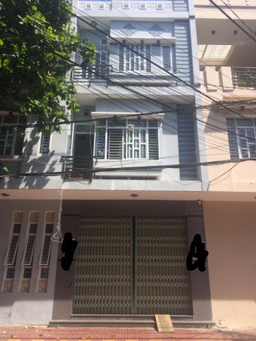 Cần bán gấp nhà mới, mặt tiền đường Nguyễn Thị Minh Khai 