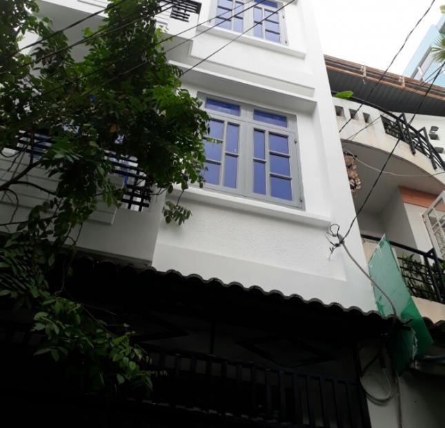 Bán nhà chính chủ hẻm 423 Âu Cơ, dt: 3.6mx9m, giá: 3 tỷ, P. Phú Trung, Q. Tân Phú