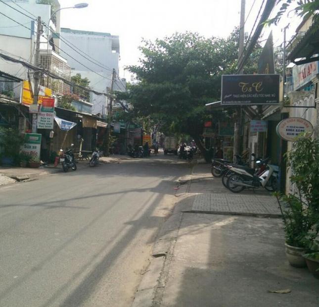 Cần bán nhà chính chủ, mặt tiền đường Nguyễn Văn Công, Phường 3, Quận Gò Vấp, hướng Đông Nam