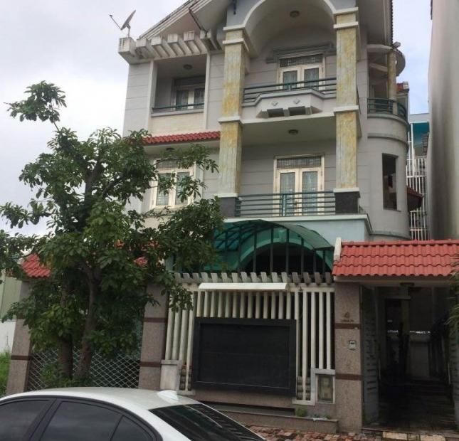 Cho thuê căn villa đường 7C, phường An Phú, Q2. 200m2, 55 triệu/tháng, 0967 354 891