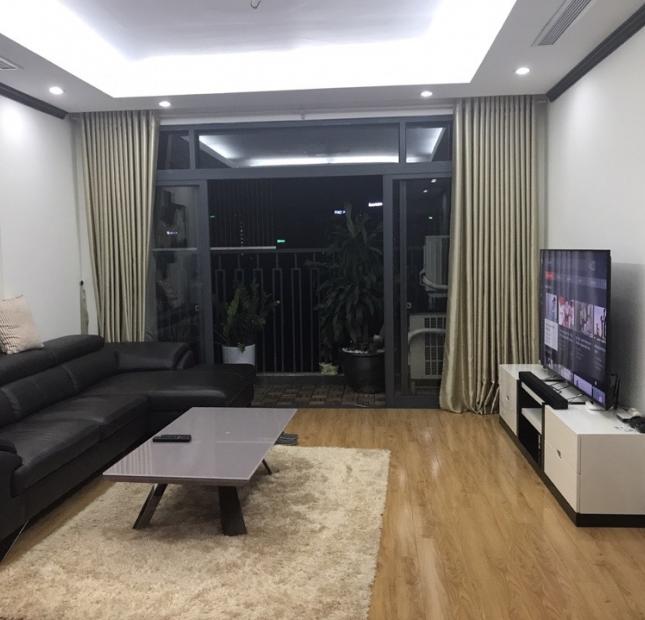 Cần bán gấp căn hộ chung cư số 6 Nguyễn Công Hoan (sổ đỏ chính chủ) tòa Platinum, diện tích 108m2