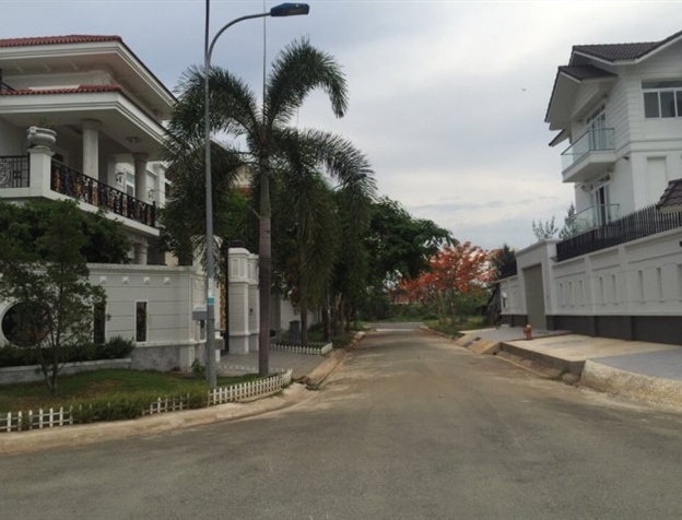 Chính chủ bán đất nền dự án khu đô thị 13B Conic Nam Sài Gòn, sổ đỏ, ngân hàng hỗ trợ 70%