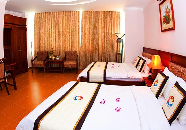 Bán khách sạn mặt tiền Nguyễn Du, Quận 1, GPXD: 2 Hầm 12 Lầu, DT: 12 x 36m, giá 290 tỷ