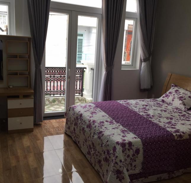 Nhà đúc 3 tấm rưỡi giá 2,7 tỷ sát UBND Thạnh Xuân quận 12 