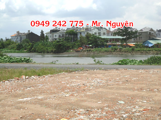 36 nền view sông Vàm Thuật đường Vườn Lài giá 54tr/m2. Cách Q. Bình Thạnh, Gò Vấp 300m.