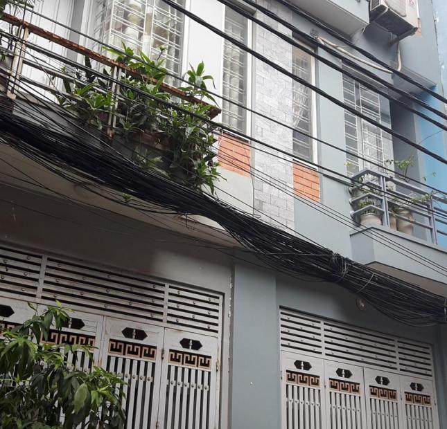  Nhà giá rẻ vừa túi tiền khu Trương Định 35m 5 tầng 2.2 tỷ bán gấp.